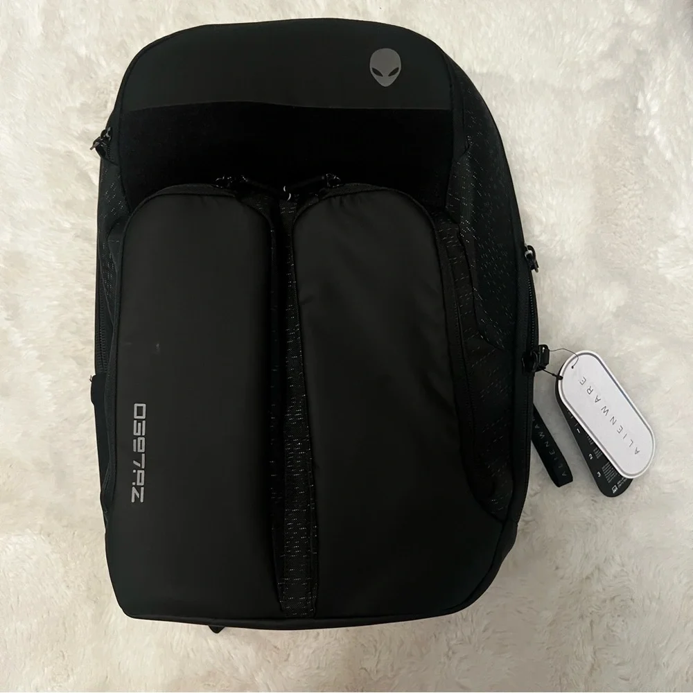 Alienware Backpack - Picture 6 of 10